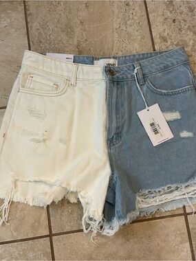 Two-Tone VERVET Distressed Denim Shorts - White & Light Blue